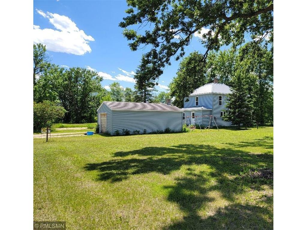 610 2nd Street SW Staples MN 56479 6552524 image1