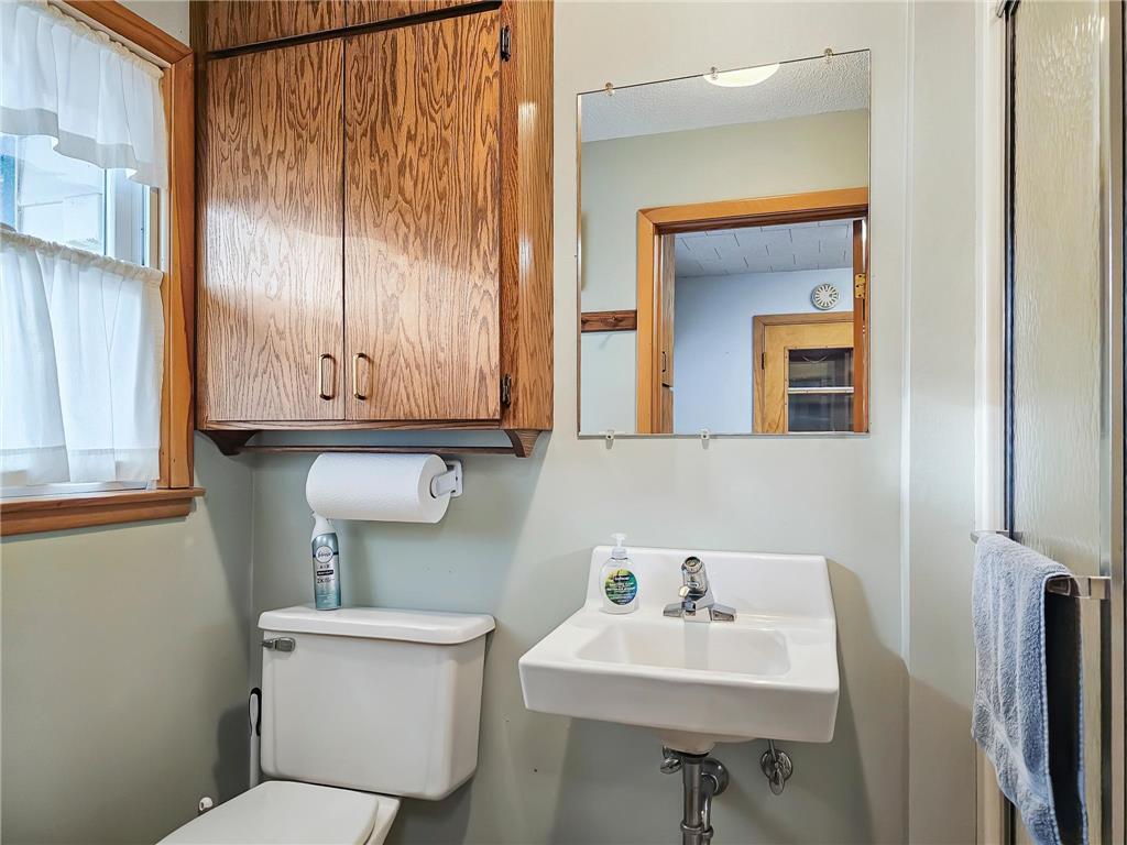 610 3rd Ave SE Perham MN 56573 7037234 image33