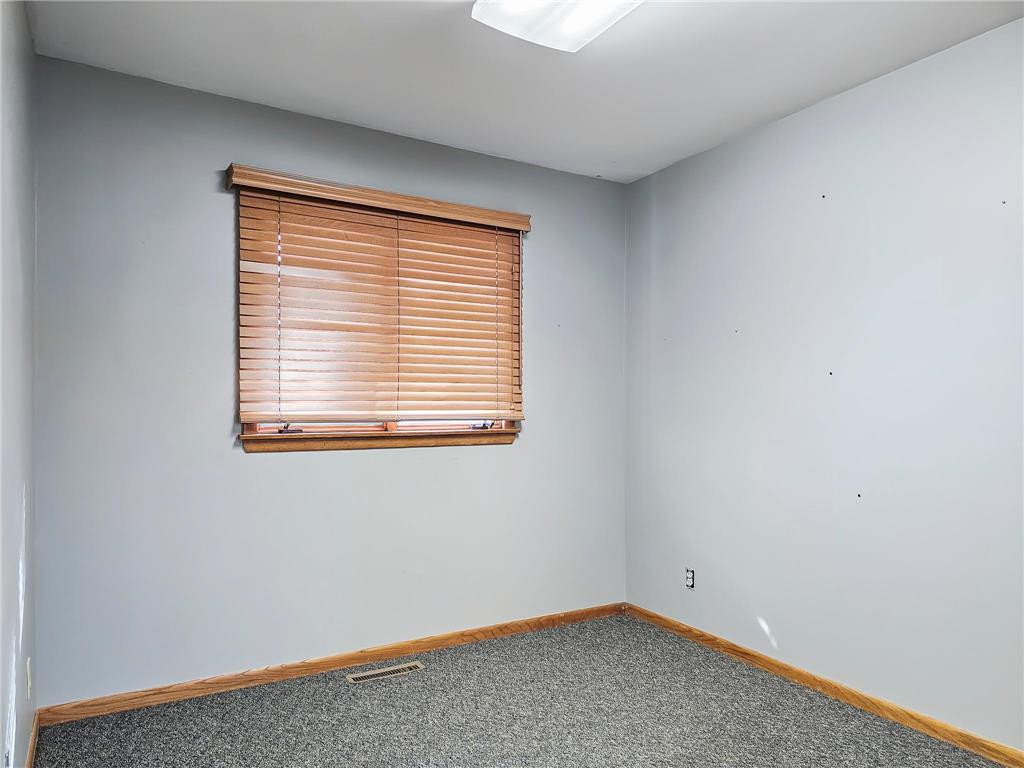 610 3rd Ave SE Perham MN 56573 7037234 image40