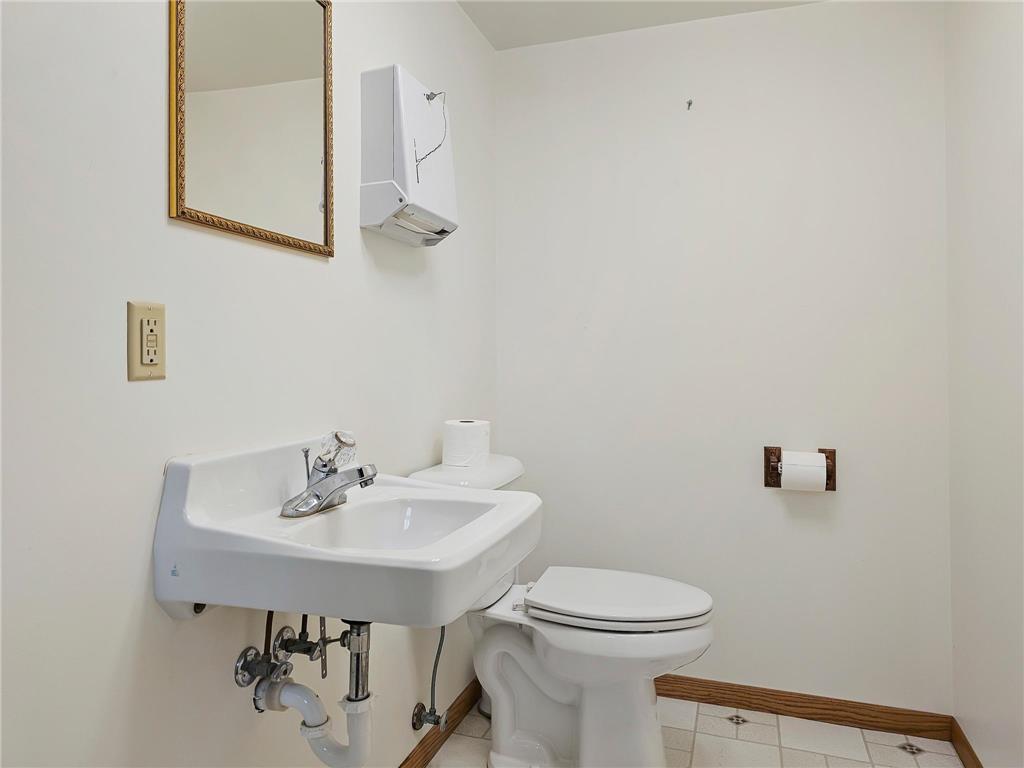 610 3rd Ave SE Perham MN 56573 7037234 image49