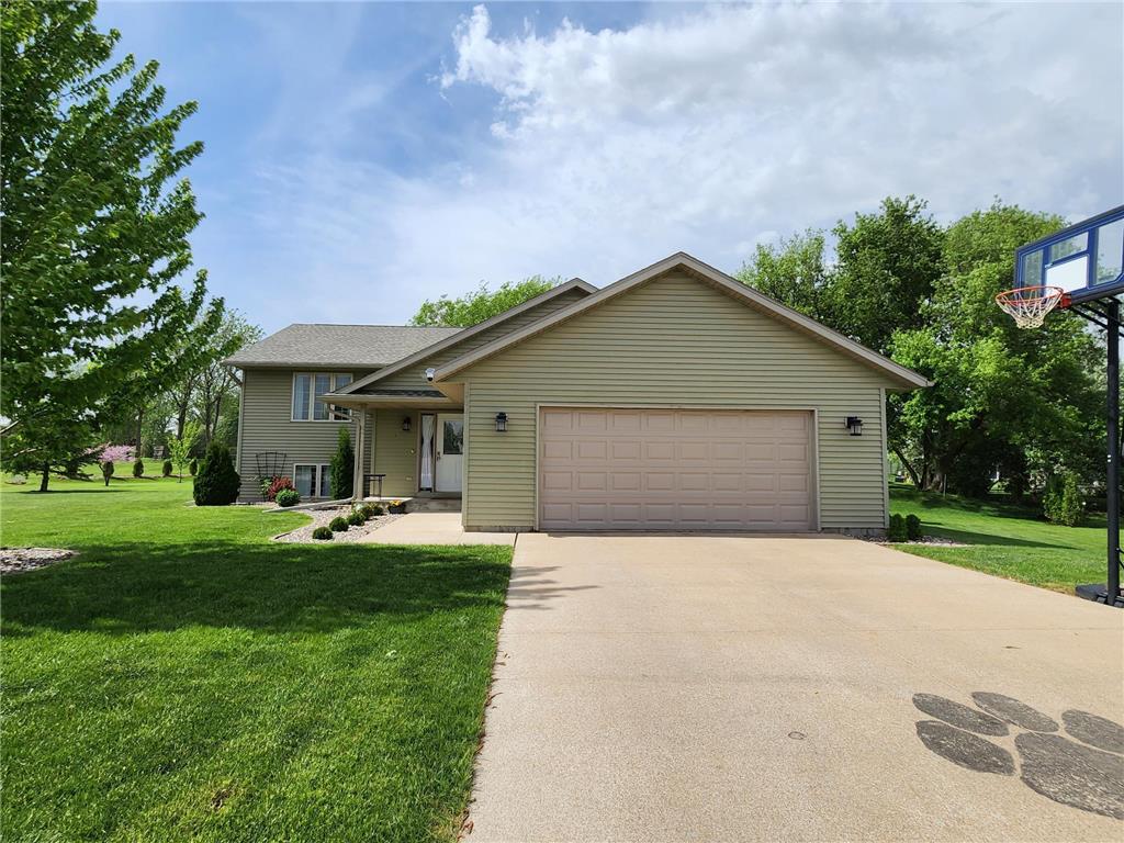 610 3rd Avenue NE Plainview MN 55964 6722468 image1