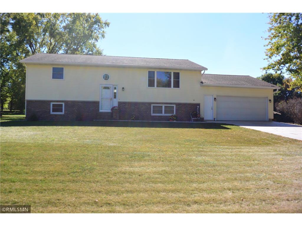 610 5th Street E Glencoe MN 55336 6608060 image1
