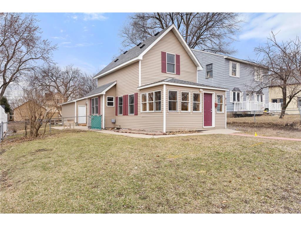 610 6th Avenue S Hopkins MN 55343 7070378 image1