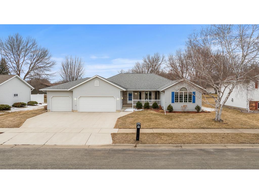 610 Deschepper Street Marshall MN 56258 7035978 image1