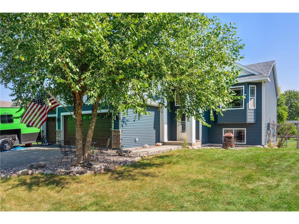 610 Dillon Avenue N Montrose MN 55363 6602168 image1