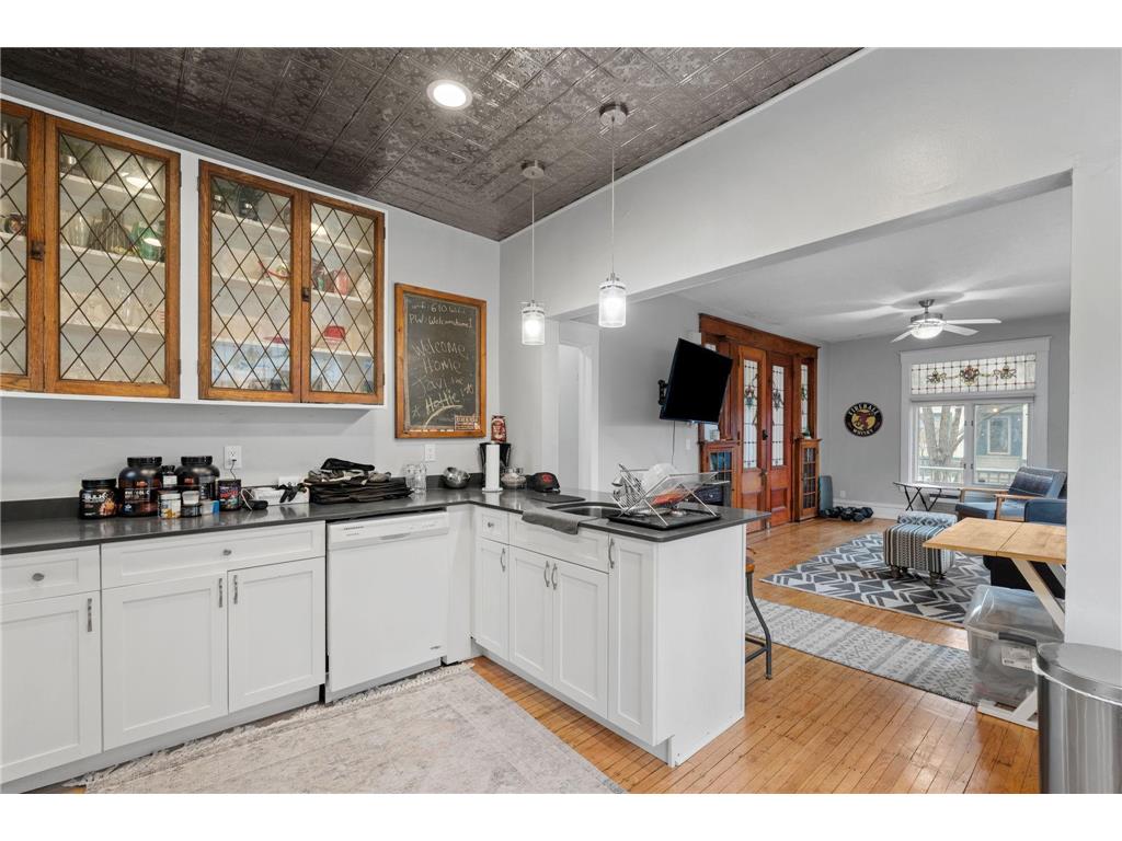 610 E 16th Street Minneapolis MN 55404 7036671 image11