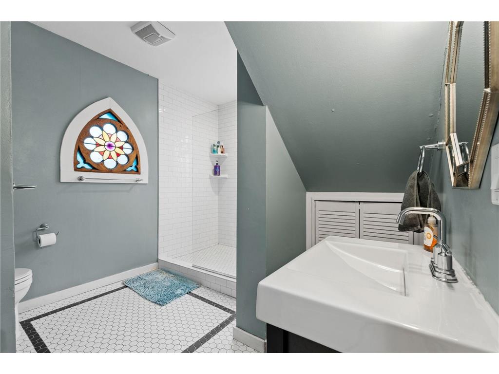 610 E 16th Street Minneapolis MN 55404 7036671 image23