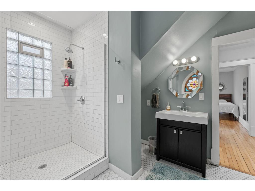 610 E 16th Street Minneapolis MN 55404 7036671 image24