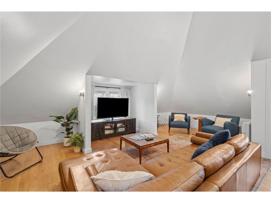 610 E 16th Street Minneapolis MN 55404 7036671 image32
