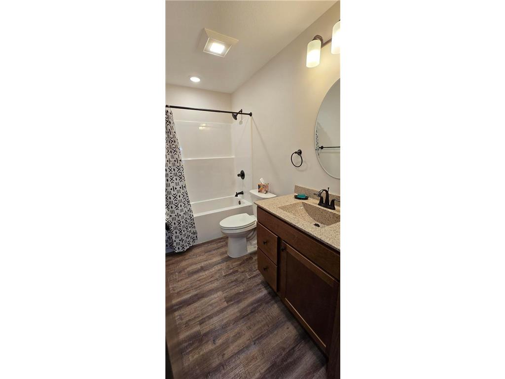 610 E 4th Street Albert Lea MN 56007 - Albert Lea Lake 7039590 image16