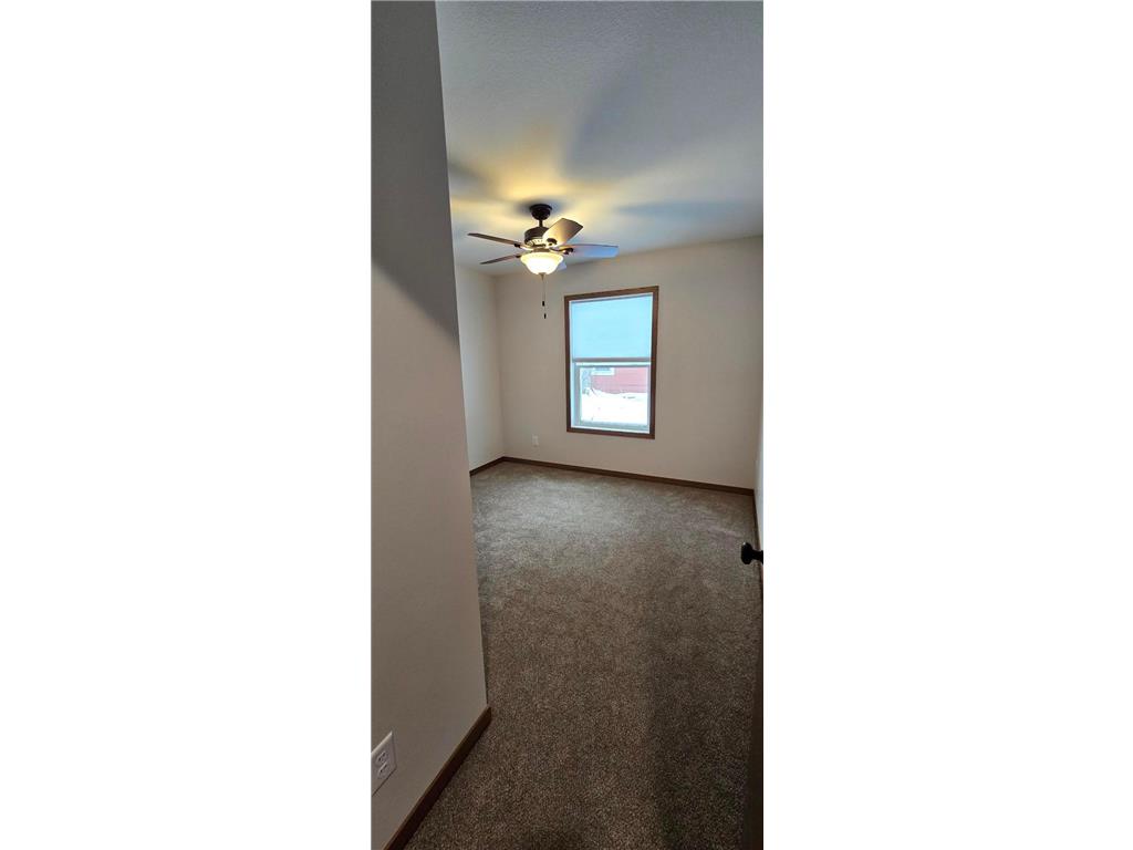 610 E 4th Street Albert Lea MN 56007 - Albert Lea Lake 7039590 image23