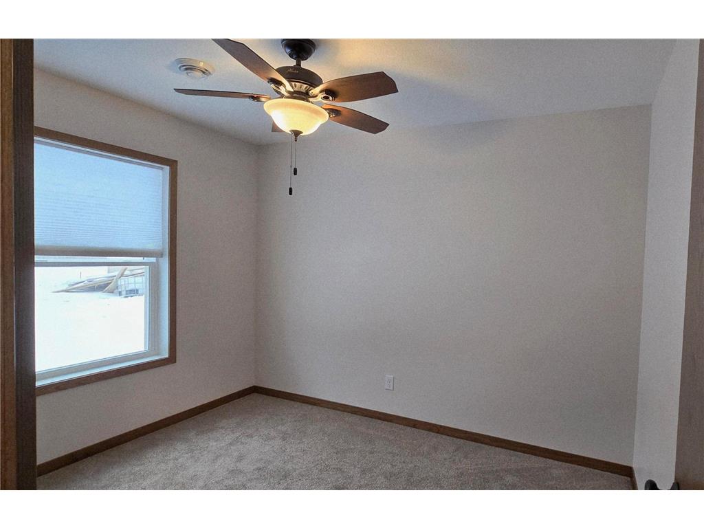 610 E 4th Street Albert Lea MN 56007 - Albert Lea Lake 7039590 image25