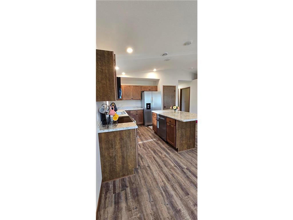 610 E 4th Street Albert Lea MN 56007 - Albert Lea Lake 7039590 image6