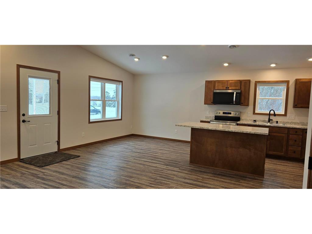 610 E 4th Street Albert Lea MN 56007 - Albert Lea Lake 7039590 image7