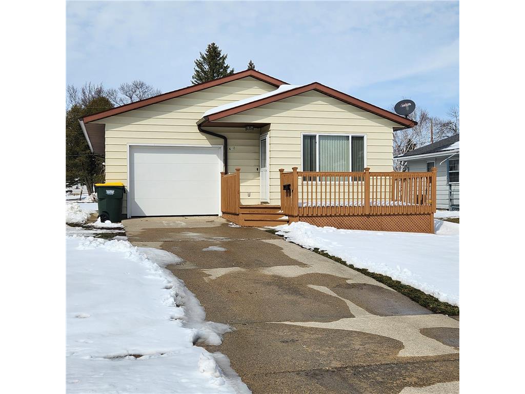 610 E Fairview Avenue Olivia MN 56277 6510993 image1