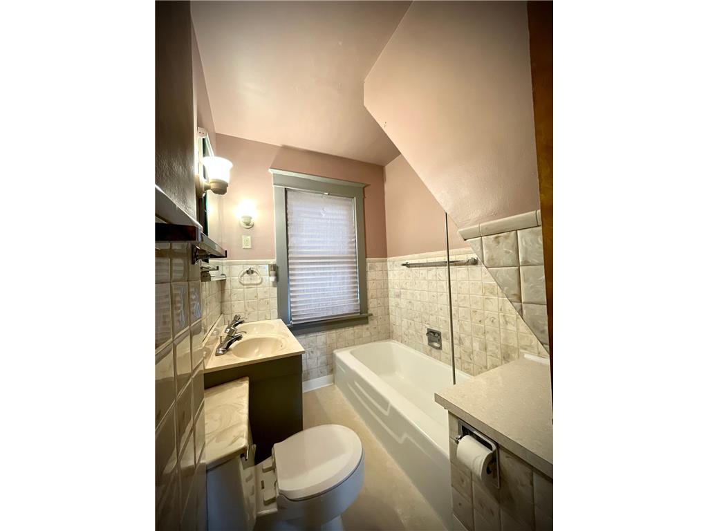 610 E Park Avenue Albert Lea MN 56007 7077372 image41