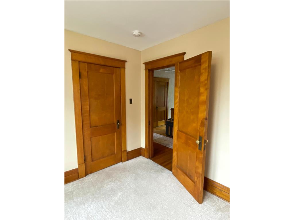 610 E Park Avenue Albert Lea MN 56007 7077372 image8