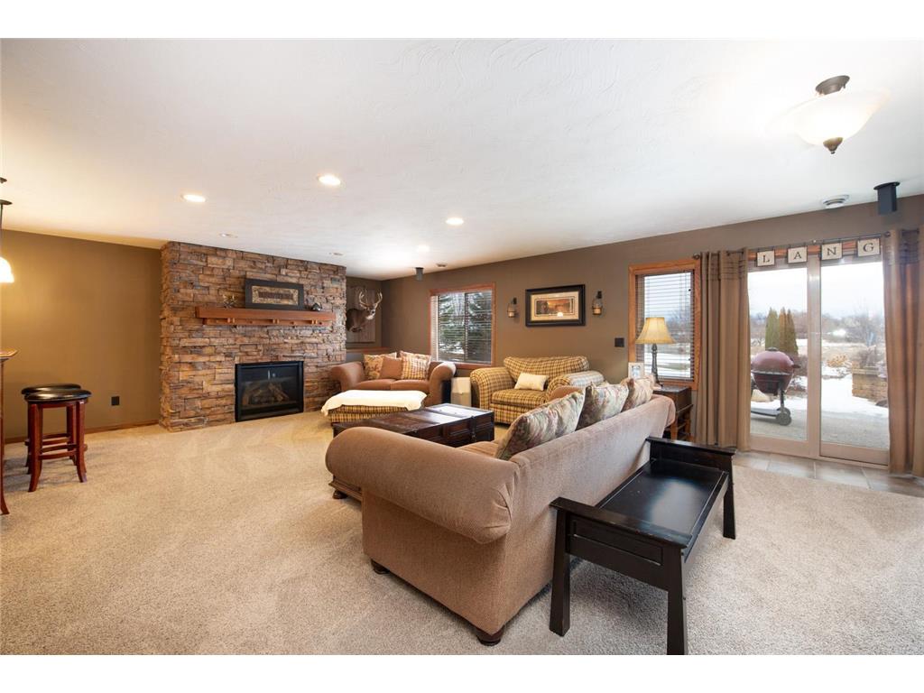 610 E Rolling Hills Drive Le Center MN 56057 7009601 image20