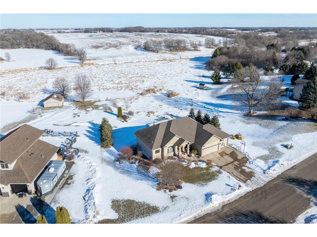 610 E Rolling Hills Drive Le Center MN 56057 7009601 image38