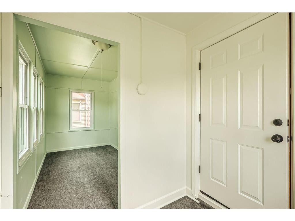 610 Fairview Avenue N Saint Paul MN 55104 7009757 image11