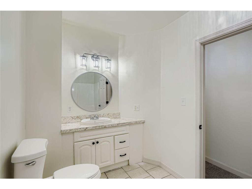 610 Fairview Avenue N Saint Paul MN 55104 7009757 image22