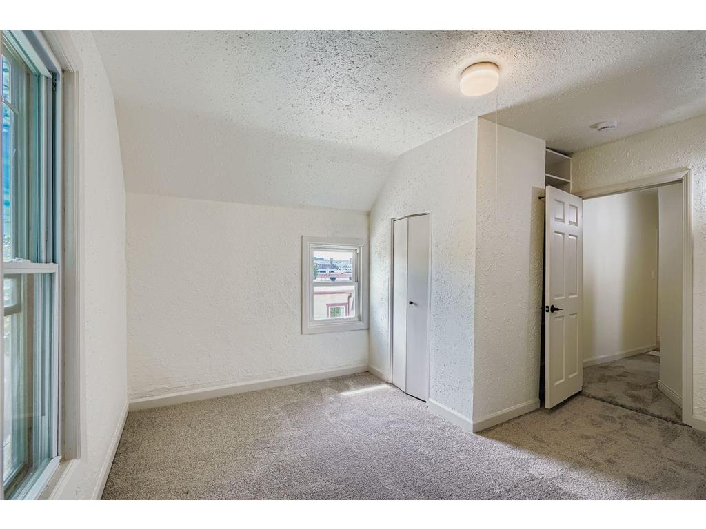 610 Fairview Avenue N Saint Paul MN 55104 7009757 image25