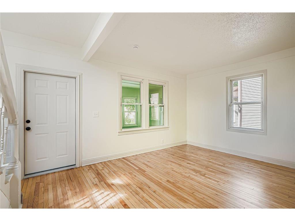 610 Fairview Avenue N Saint Paul MN 55104 7009757 image5