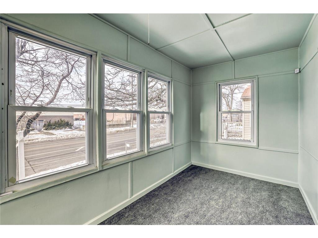 610 Fairview Avenue N Saint Paul MN 55104 7009757 image9