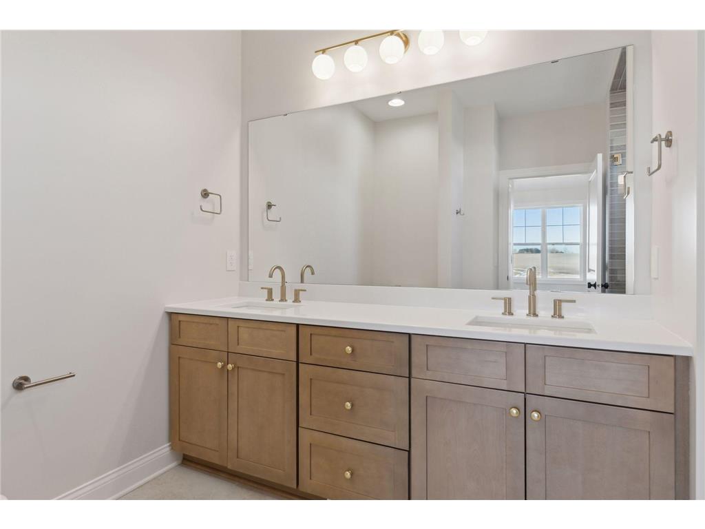 610 Field Point Street Roberts WI 54023 7021522 image28