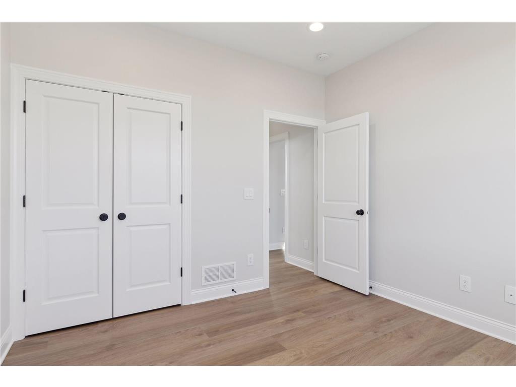 610 Field Point Street Roberts WI 54023 7021522 image35