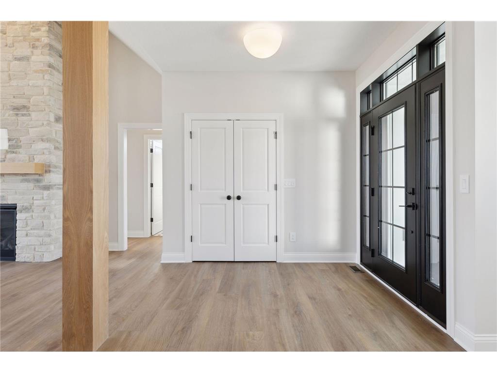 610 Field Point Street Roberts WI 54023 7021522 image7