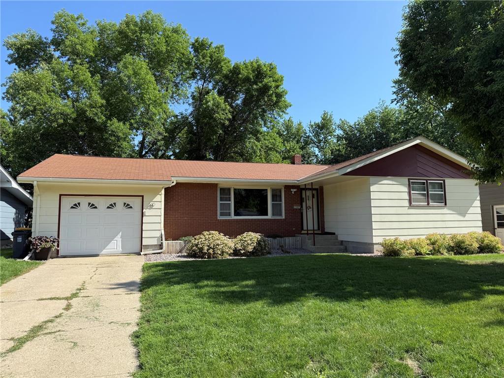 610 Kathryn Avenue Marshall MN 56258 6723686 image1