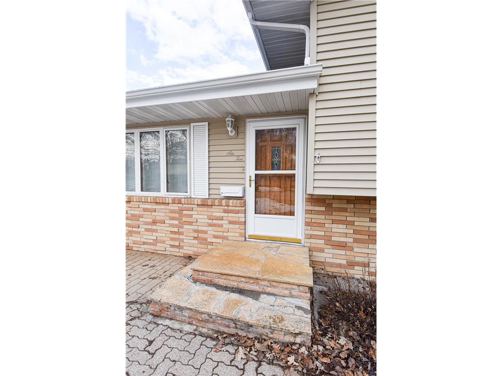 610 Kneale Avenue S Thief River Falls MN 56701 7054750 image2