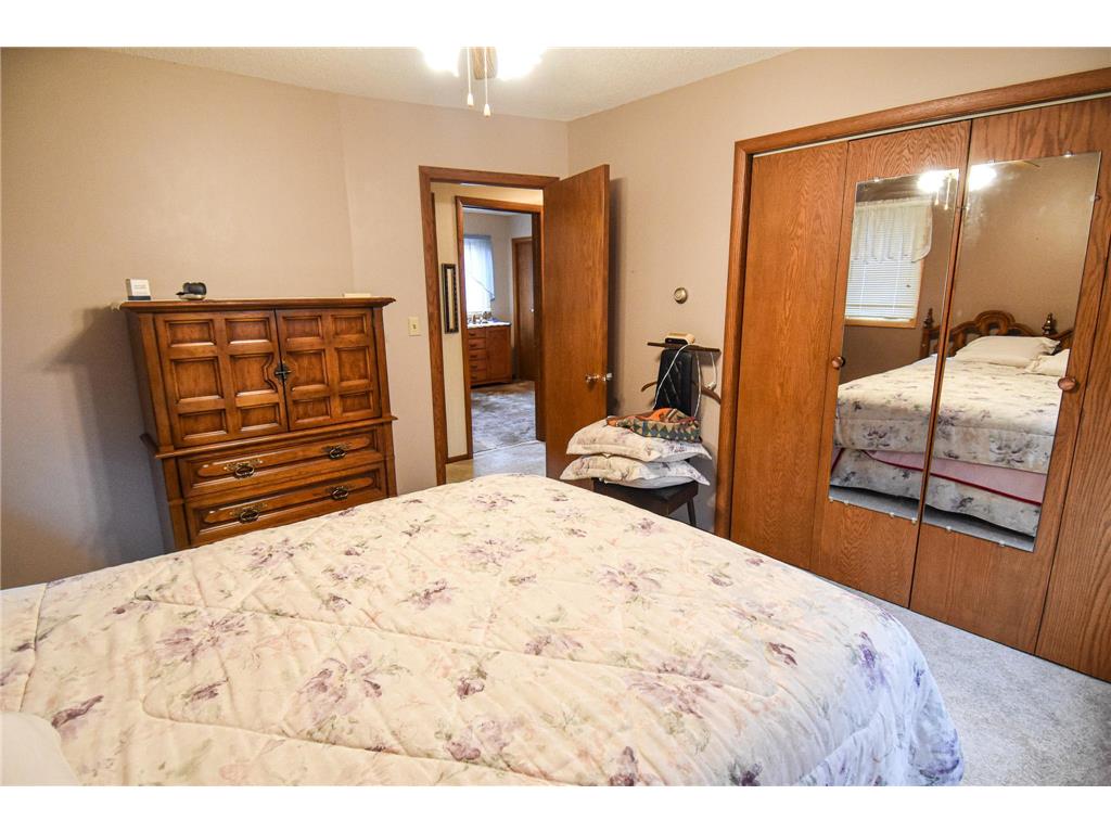 610 Kneale Avenue S Thief River Falls MN 56701 7054750 image27
