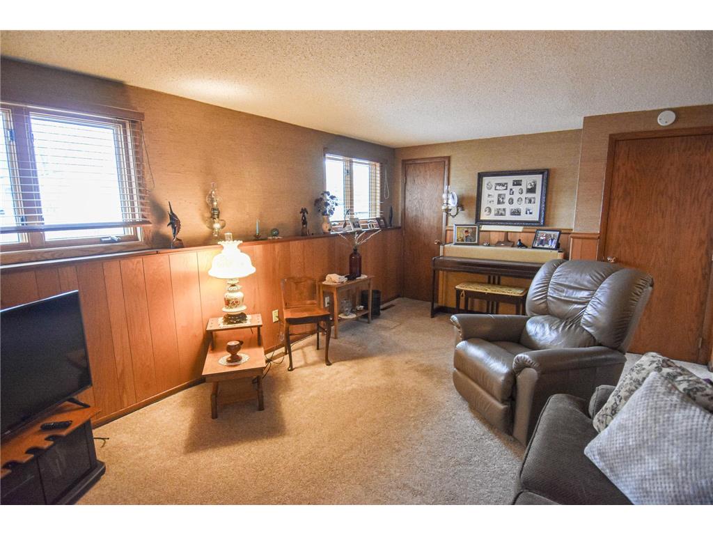 610 Kneale Avenue S Thief River Falls MN 56701 7054750 image36