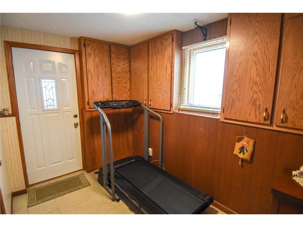610 Kneale Avenue S Thief River Falls MN 56701 7054750 image38