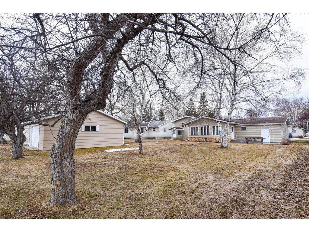 610 Kneale Avenue S Thief River Falls MN 56701 7054750 image43