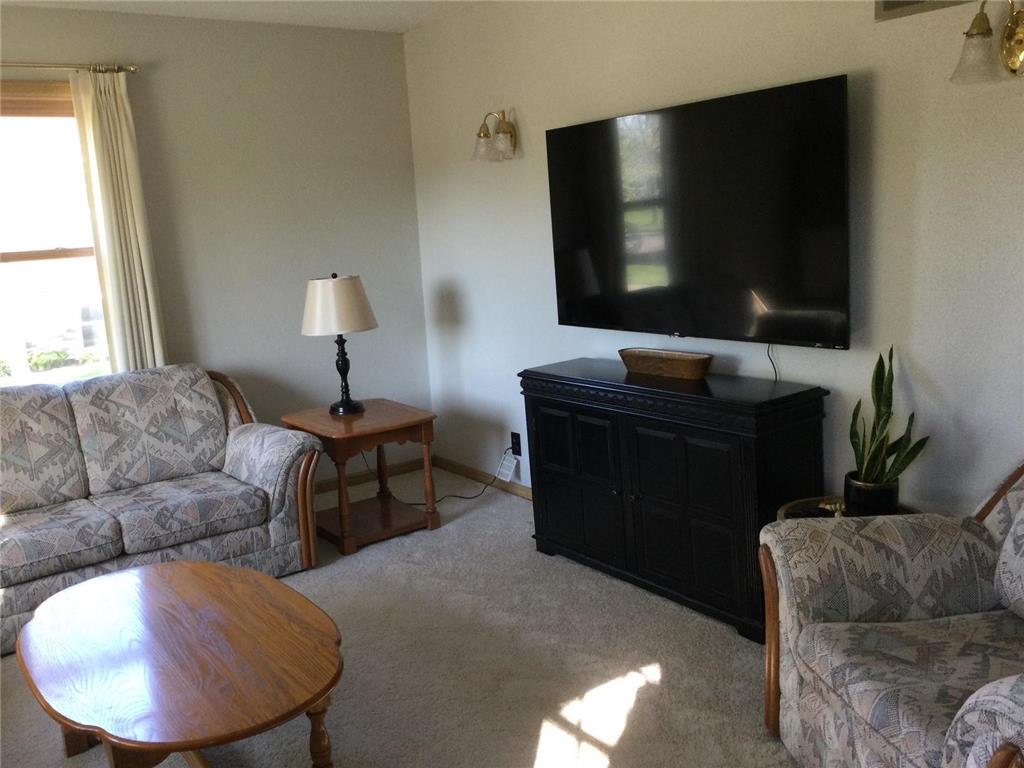 610 Lyon Avenue N Canby MN 56220 7074447 image8