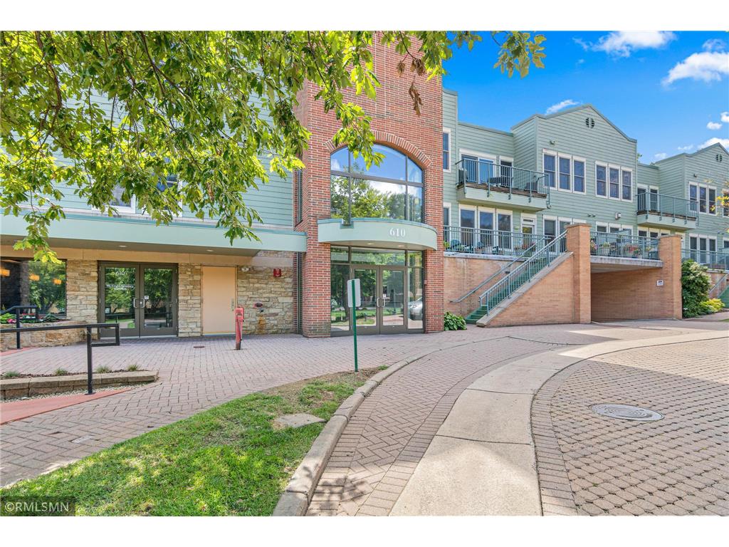 610 Main Street N #305 Stillwater MN 55082 6779296 image32