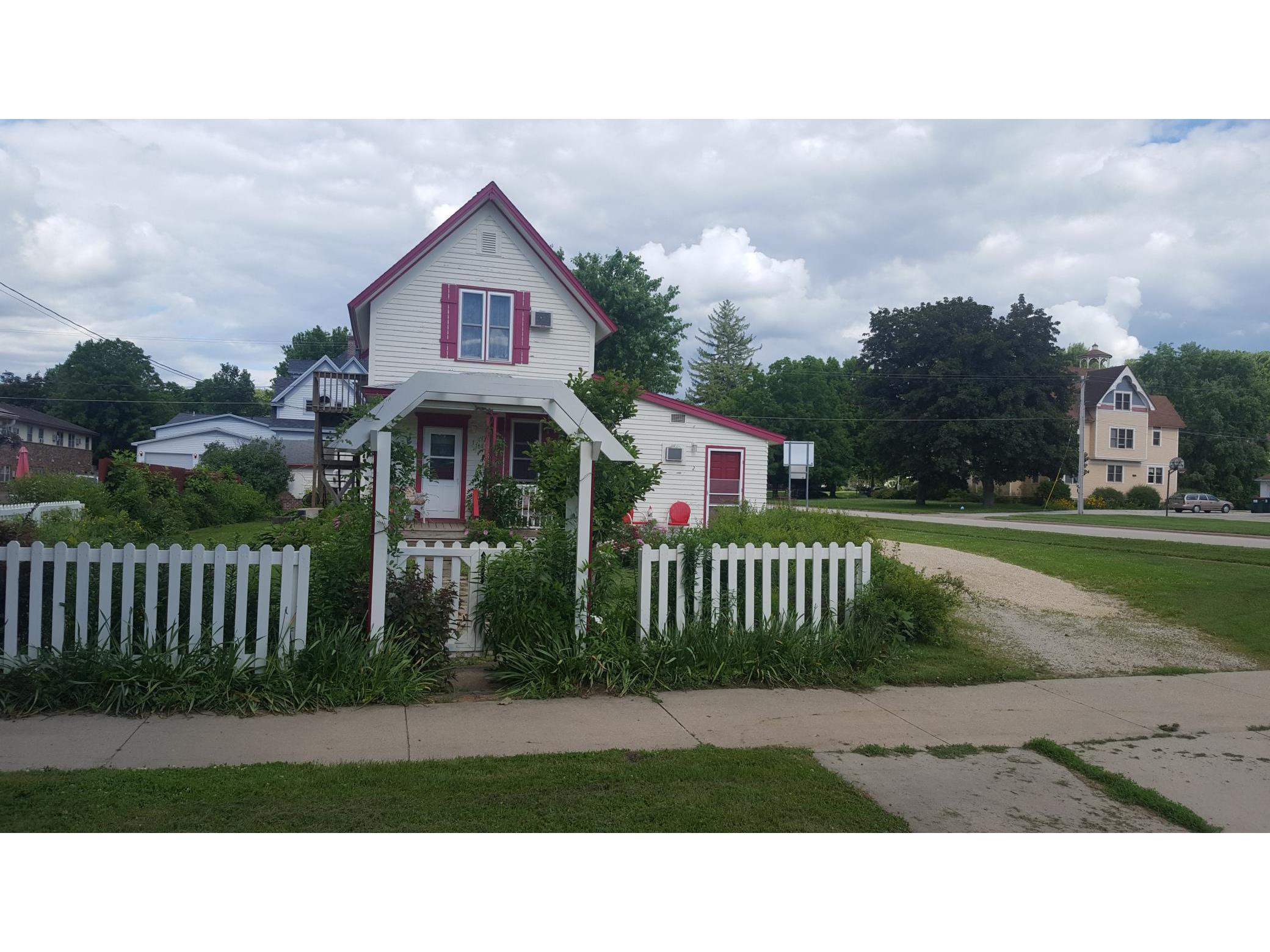 610 Parkway Avenue S Lanesboro Mn 55949 Mls 5614136 Edina Realty