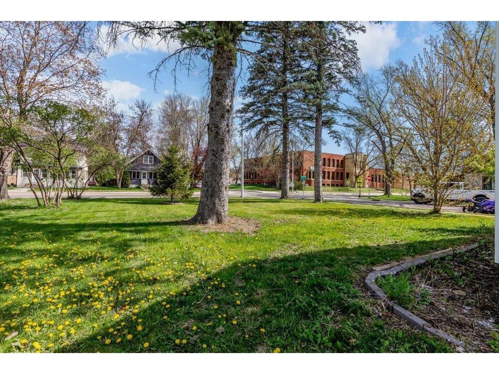 610 SE 15th Street Brainerd MN 56401 7065085 image25