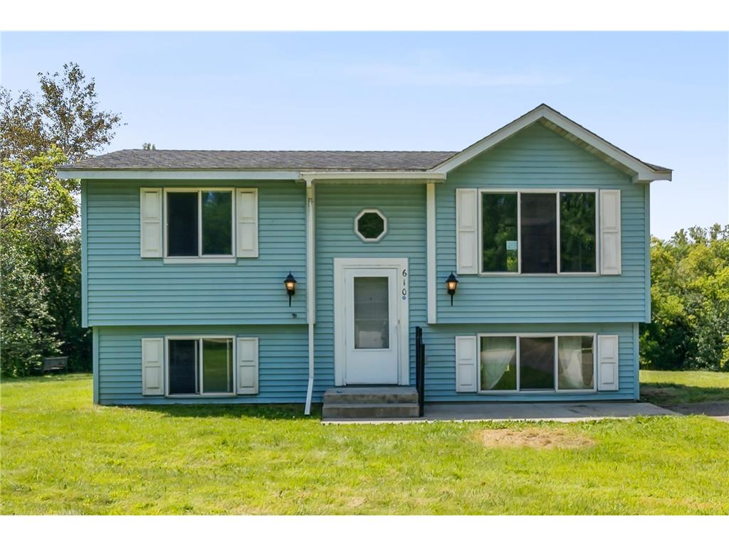 610 Sharon Avenue New Richmond WI 54017 6564677 image1