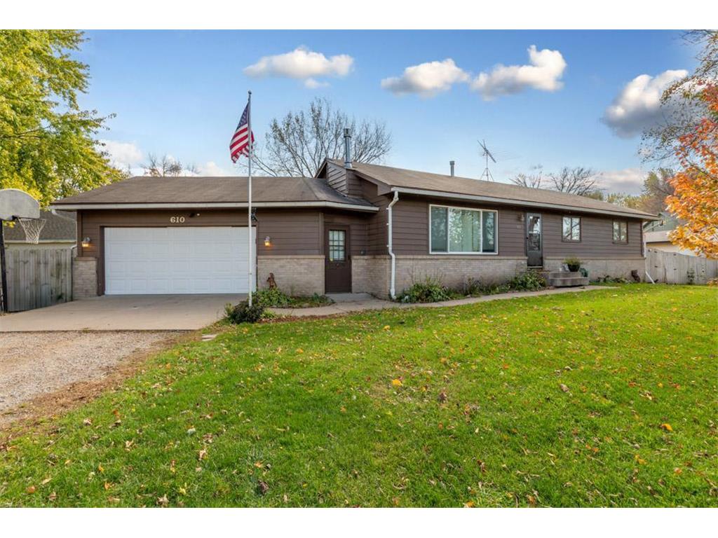 610 Spruce Avenue NW Montgomery MN 56069 6798907 image1