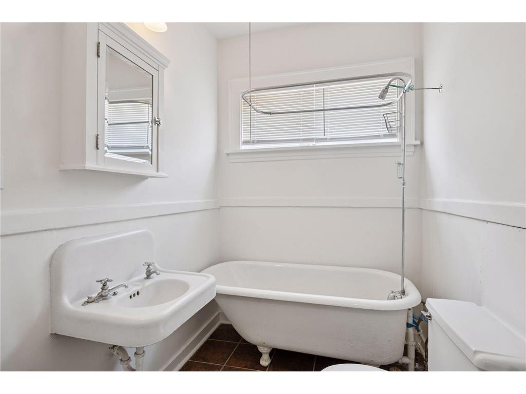 610 W 26th Street Minneapolis MN 55405 7001395 image16