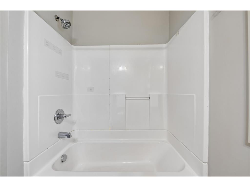 6100 Colfax Lane S Minneapolis MN 55419 7043390 image25