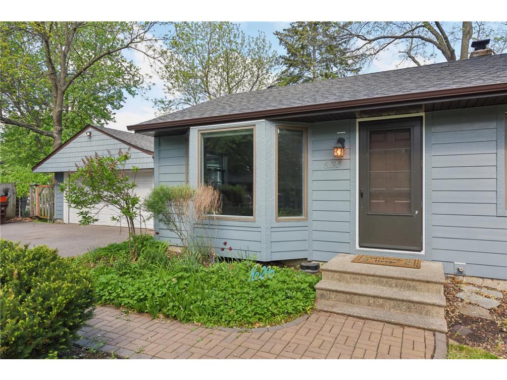6101 Upper Afton Circle Woodbury MN 55125 7078613 image2