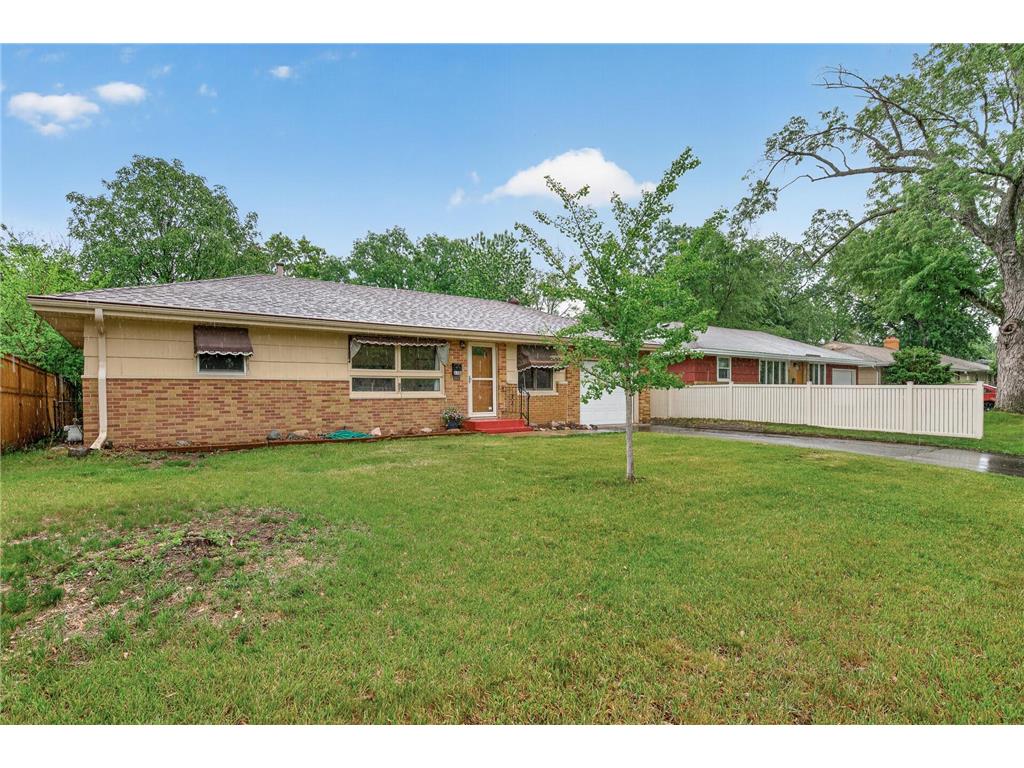 6102 Hampshire Avenue N Crystal MN 55428 7082955 image2
