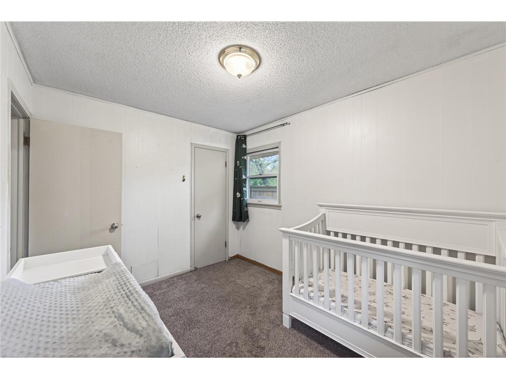6102 Hampshire Avenue N Crystal MN 55428 7082955 image23