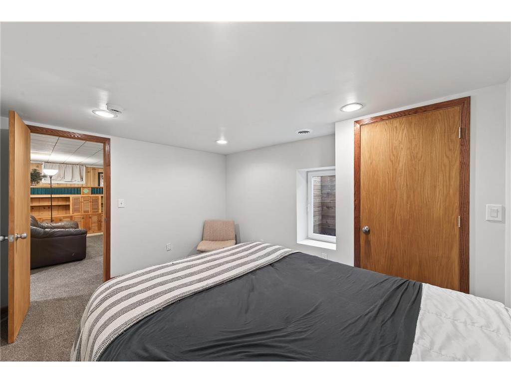 6102 Hampshire Avenue N Crystal MN 55428 7082955 image27