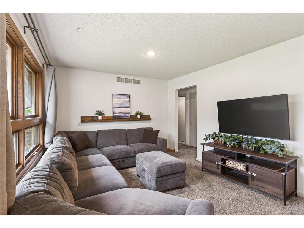 6102 Hampshire Avenue N Crystal MN 55428 7082955 image6